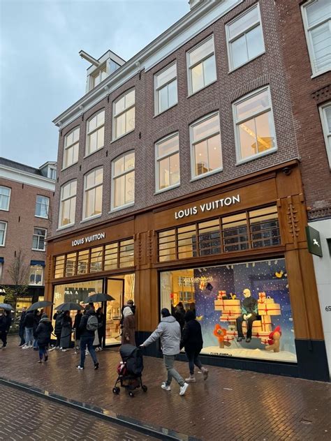 louis vuitton pc hooftstraat|louis vuitton in amsterdam.